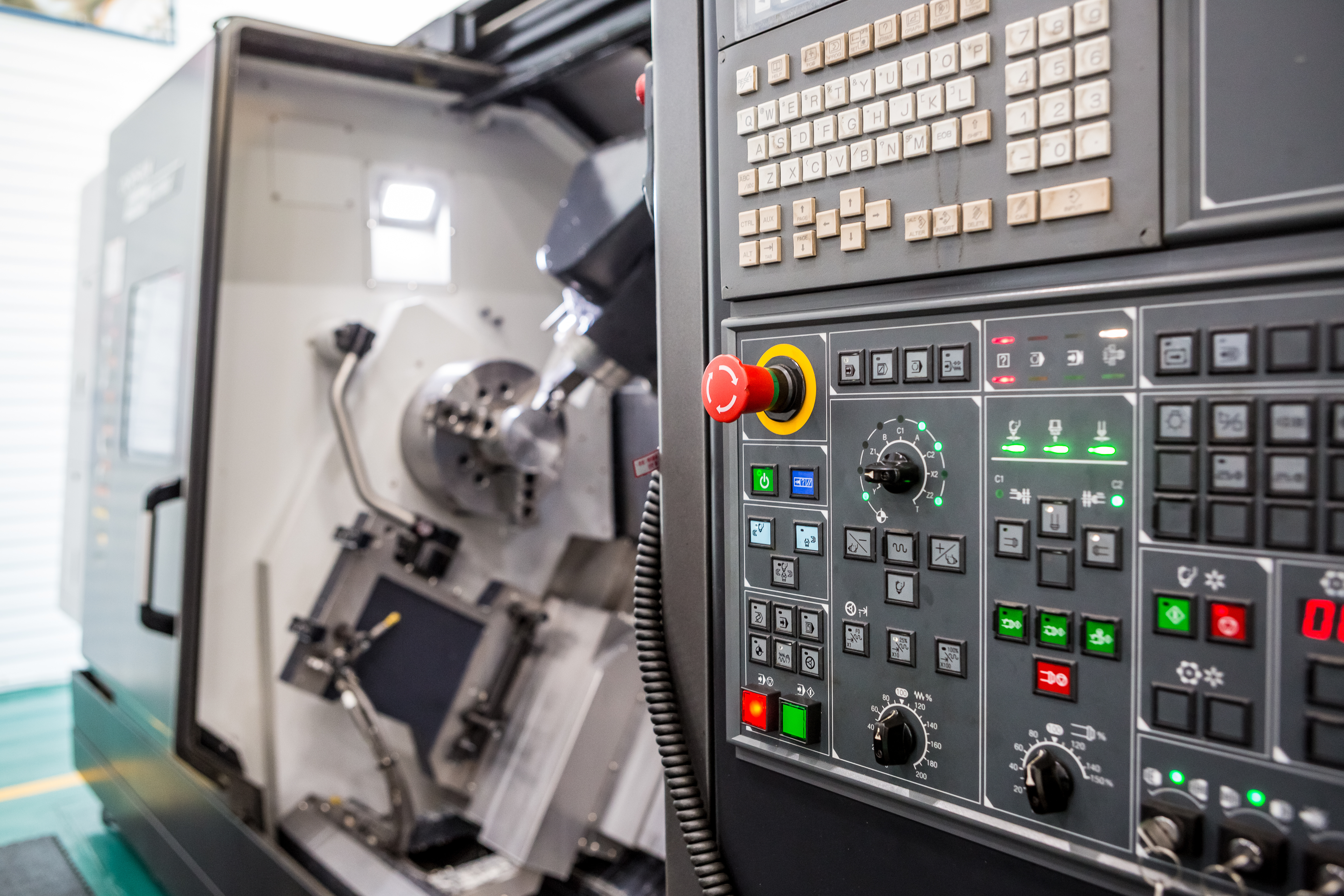 When to Use CNC Machines Over Other Options